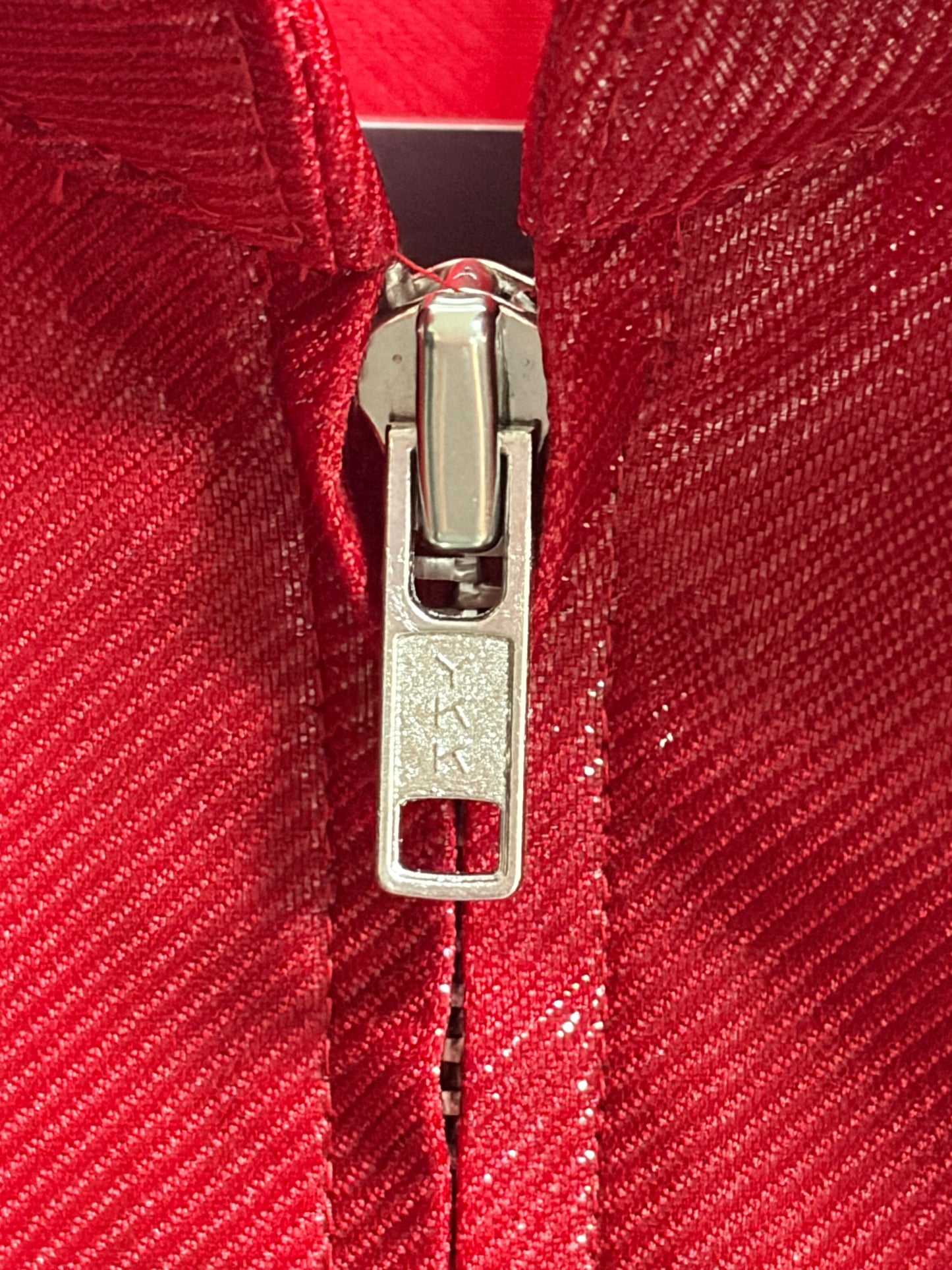 JK26002/Vintage Japanese Gloss Red Zip Jacket – Retro Shine Blouse Made in Japan